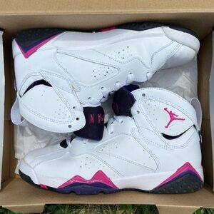 6Y Air Jordan 7 Retro (GS) Fireberry 2012. Worn once, second owner.